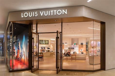 Louis Vuitton west Edmonton mall